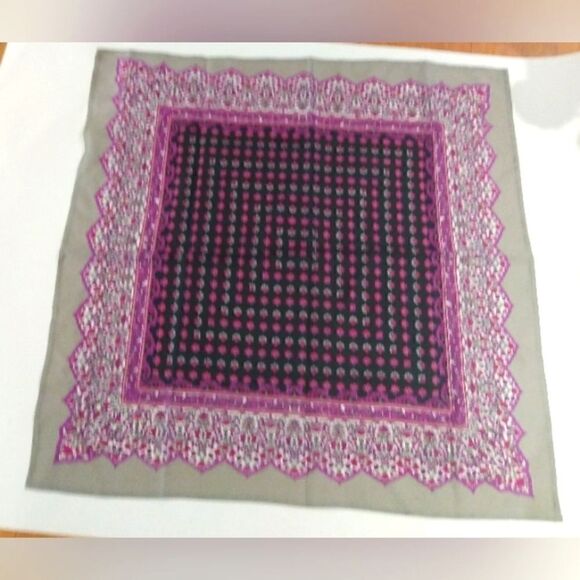 💯 Silk Scarf Hand Made Hem Square Vintage - Picture 7 of 9